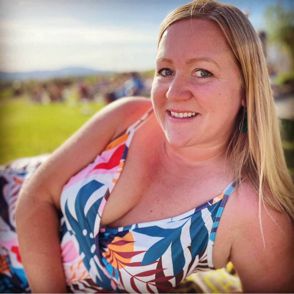 Meet your Posher, Leah